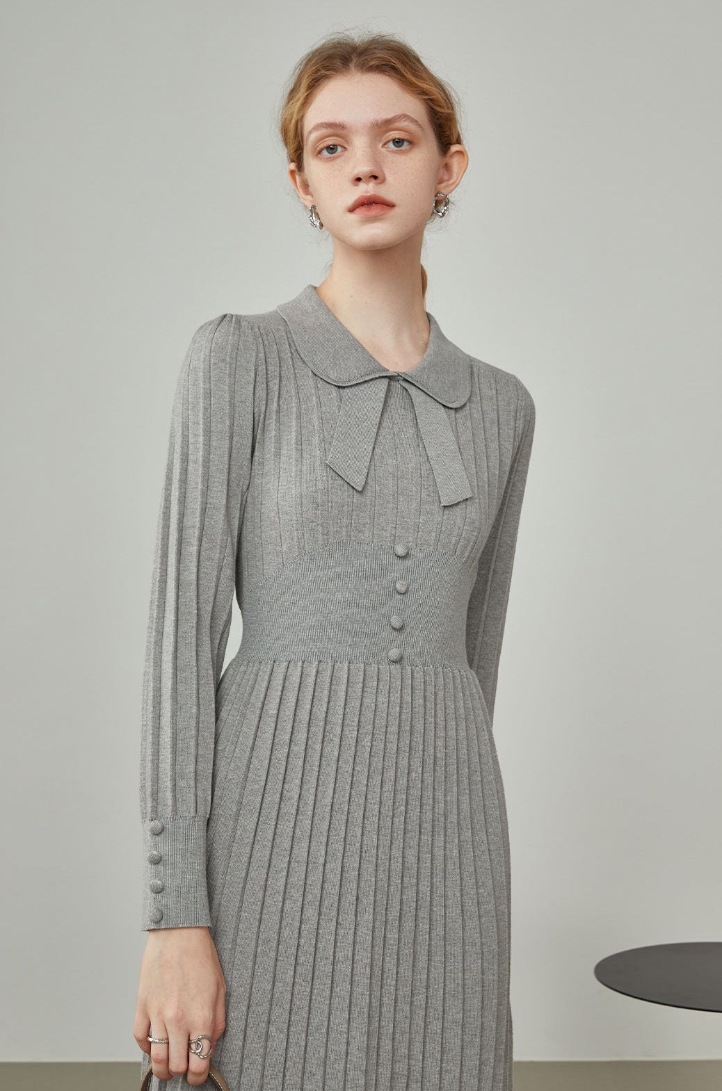 Fansilanen | Nadine Grey Bow Knit Dress