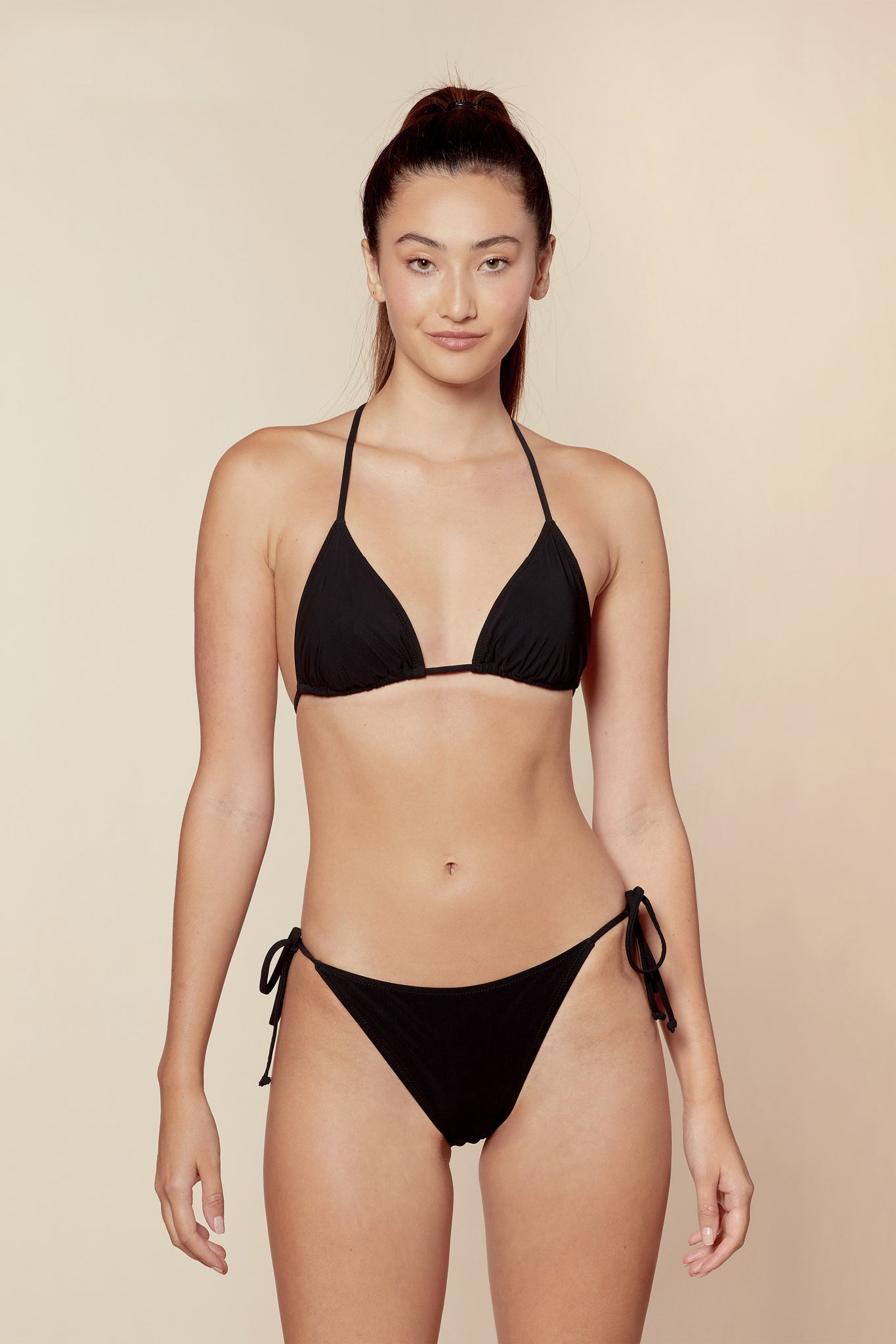 Limone | Black Basic Two-Piece Bikini Set