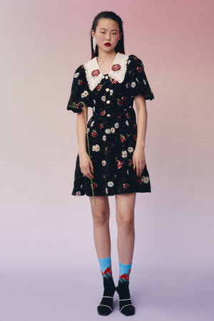 Mukzin | Black Floral  Doll Collar Dress