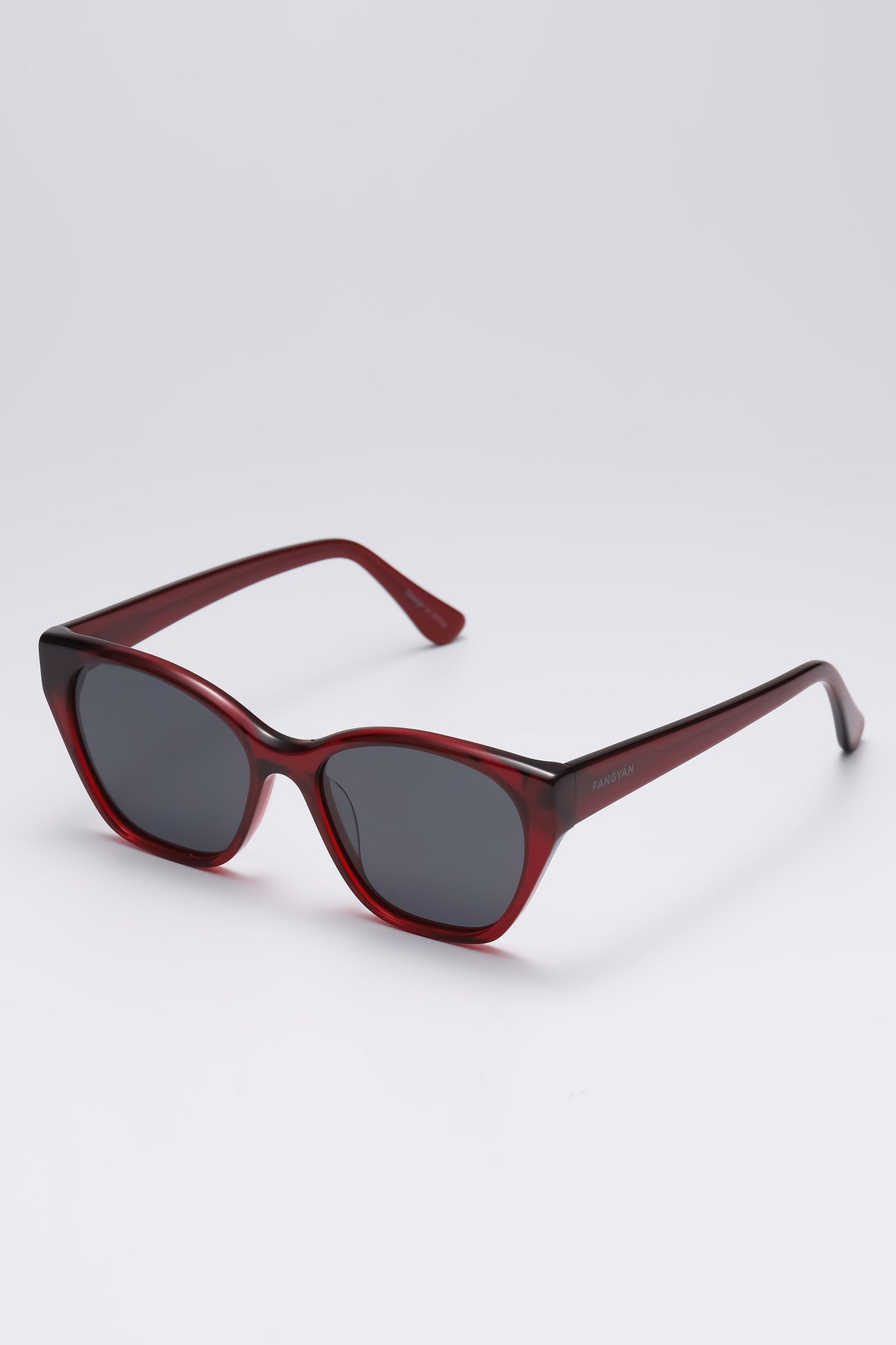 Fangyan | Cat-Eye Clear Red Sunglasses