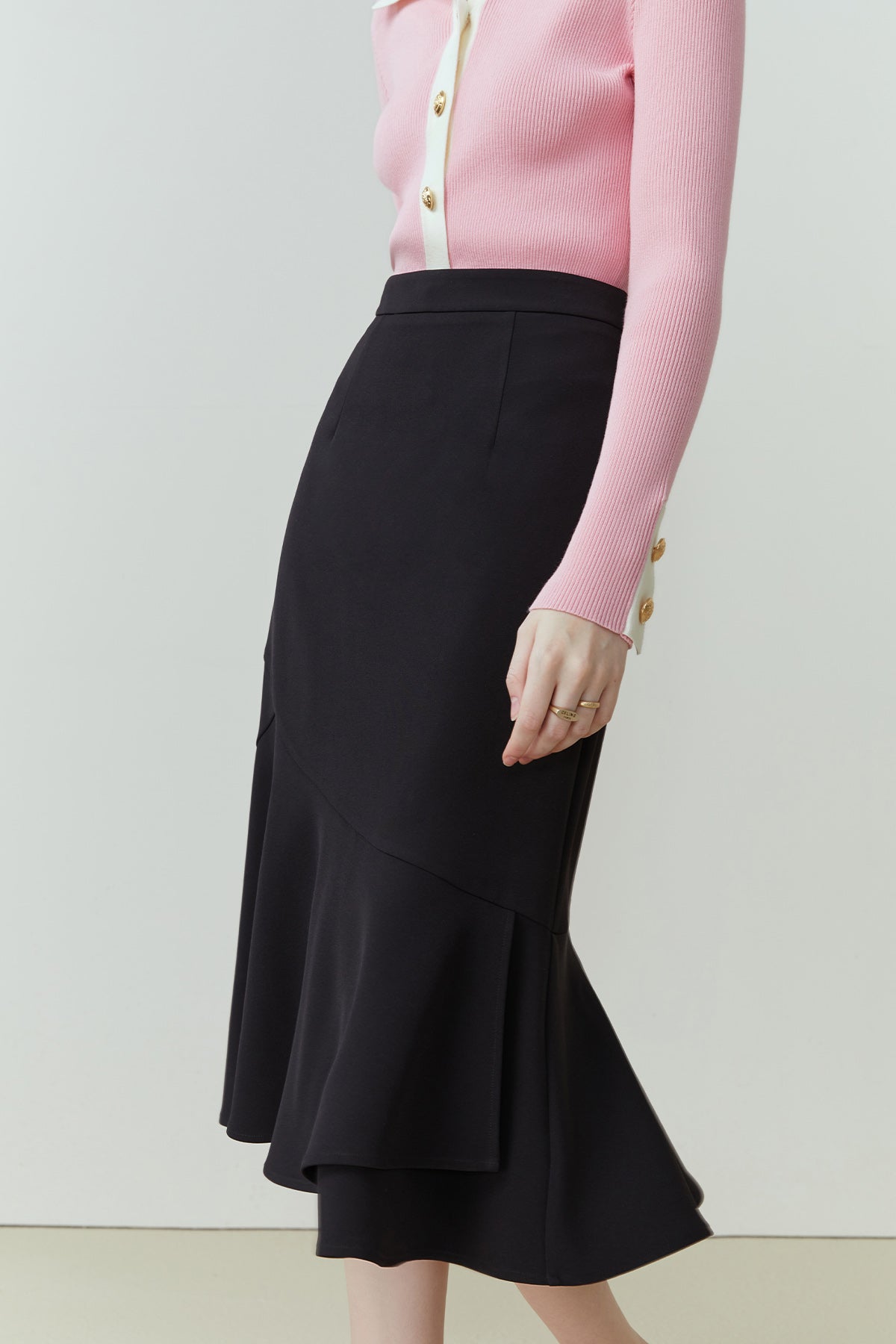 Fansilanen | Aeryn Black Fishtail Skirt