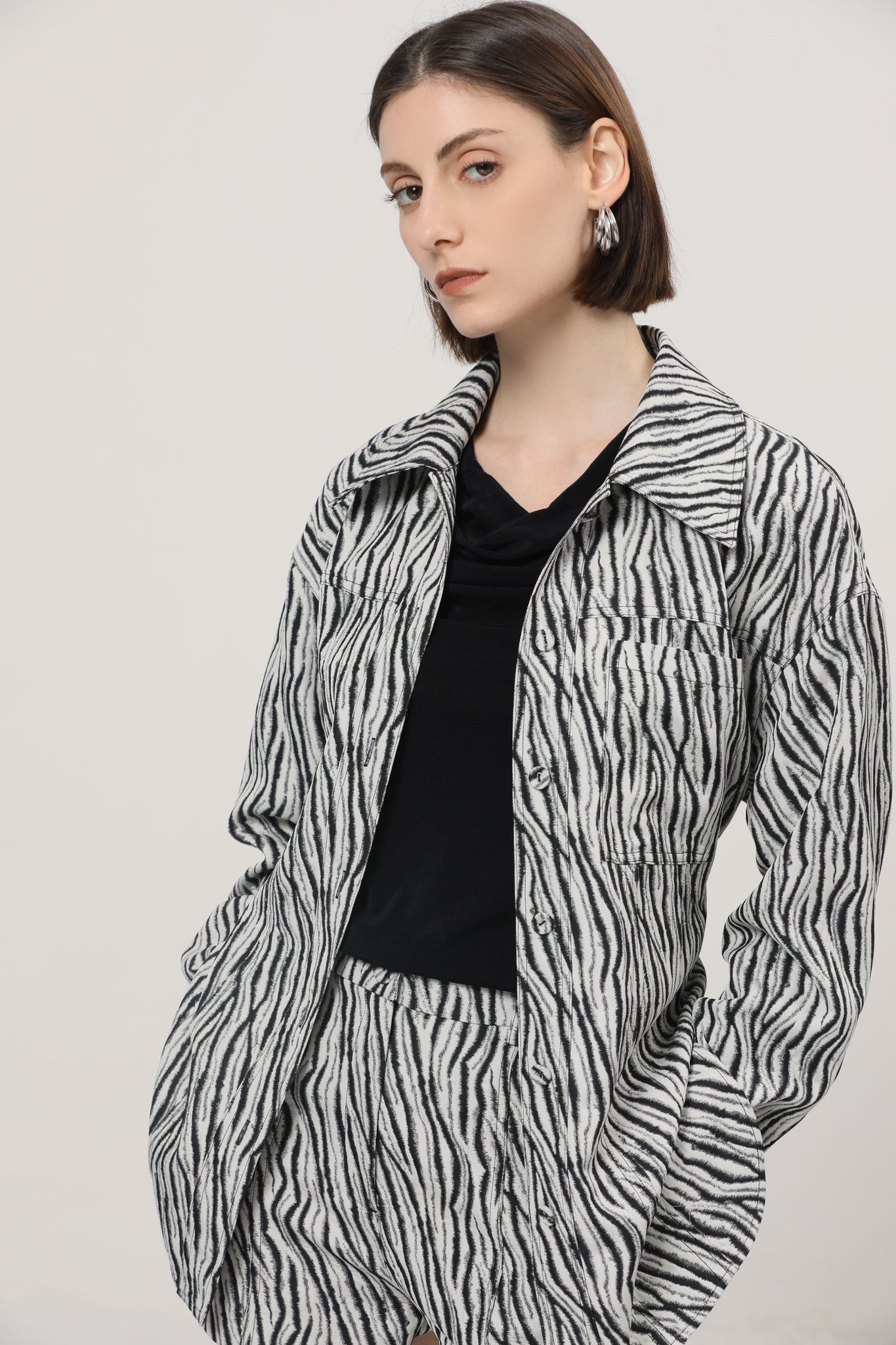 LINDONG | Zebra-Stripe Oversized Shirt