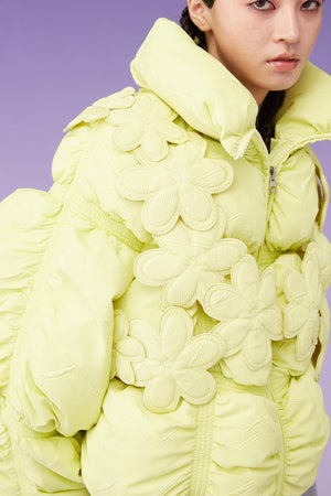 Mukzin | 3D Floral Cropped Down Coat