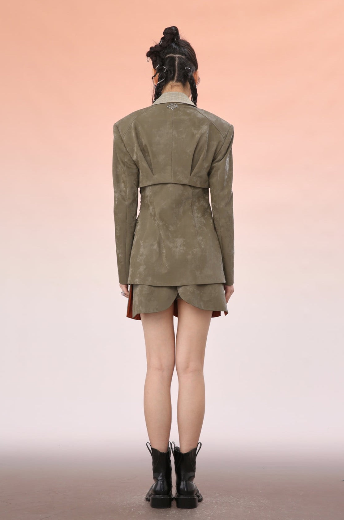 Mukzin | Green Asymmetric Hinge Slit Skirt