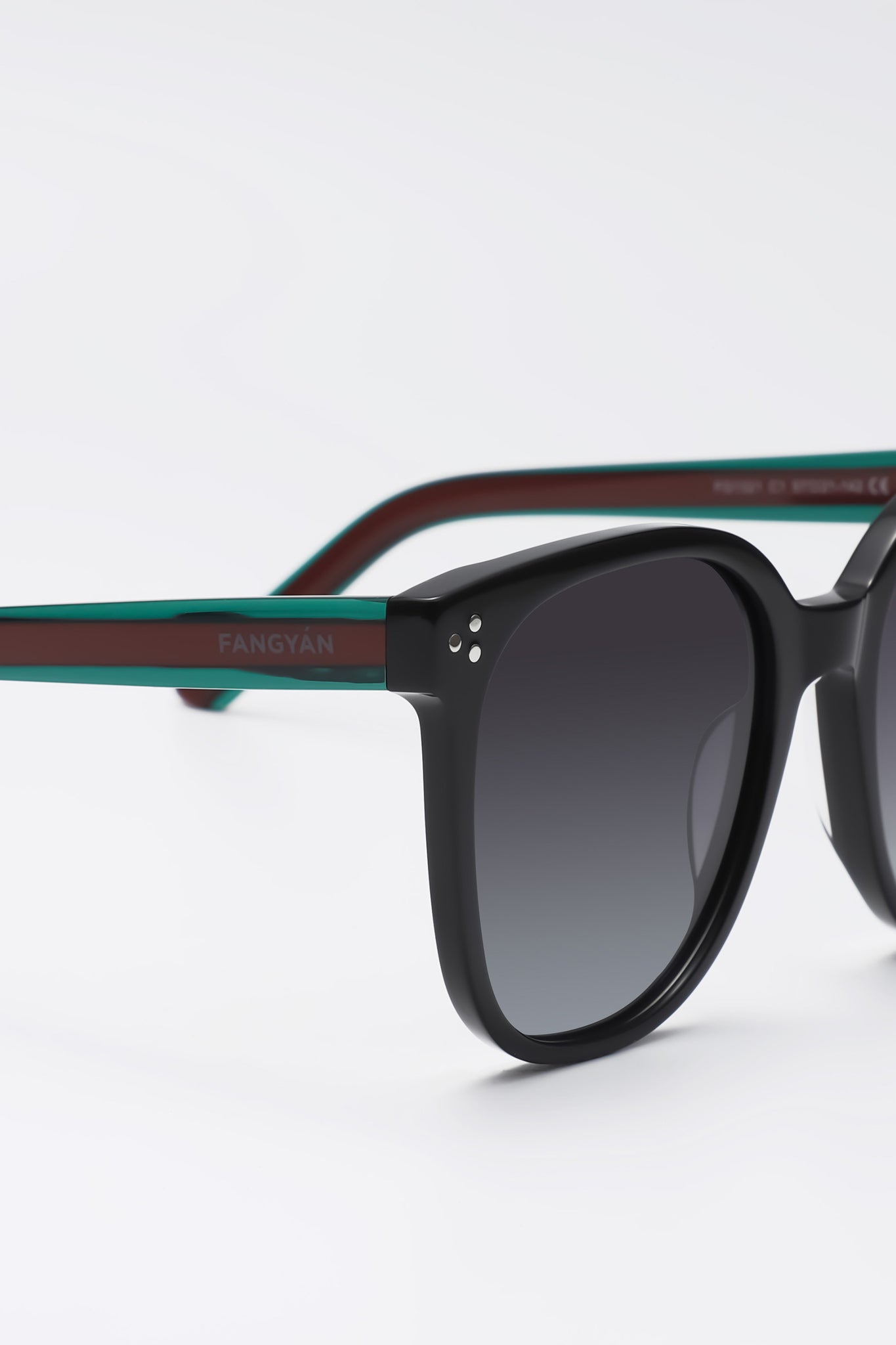 Fangyan | Square-Round Acetate Black Sunglasses