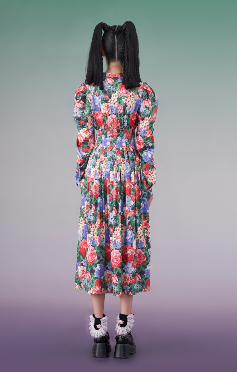 Mukzin | V-neck Streamer Flower Dress - Seeking Fairyland