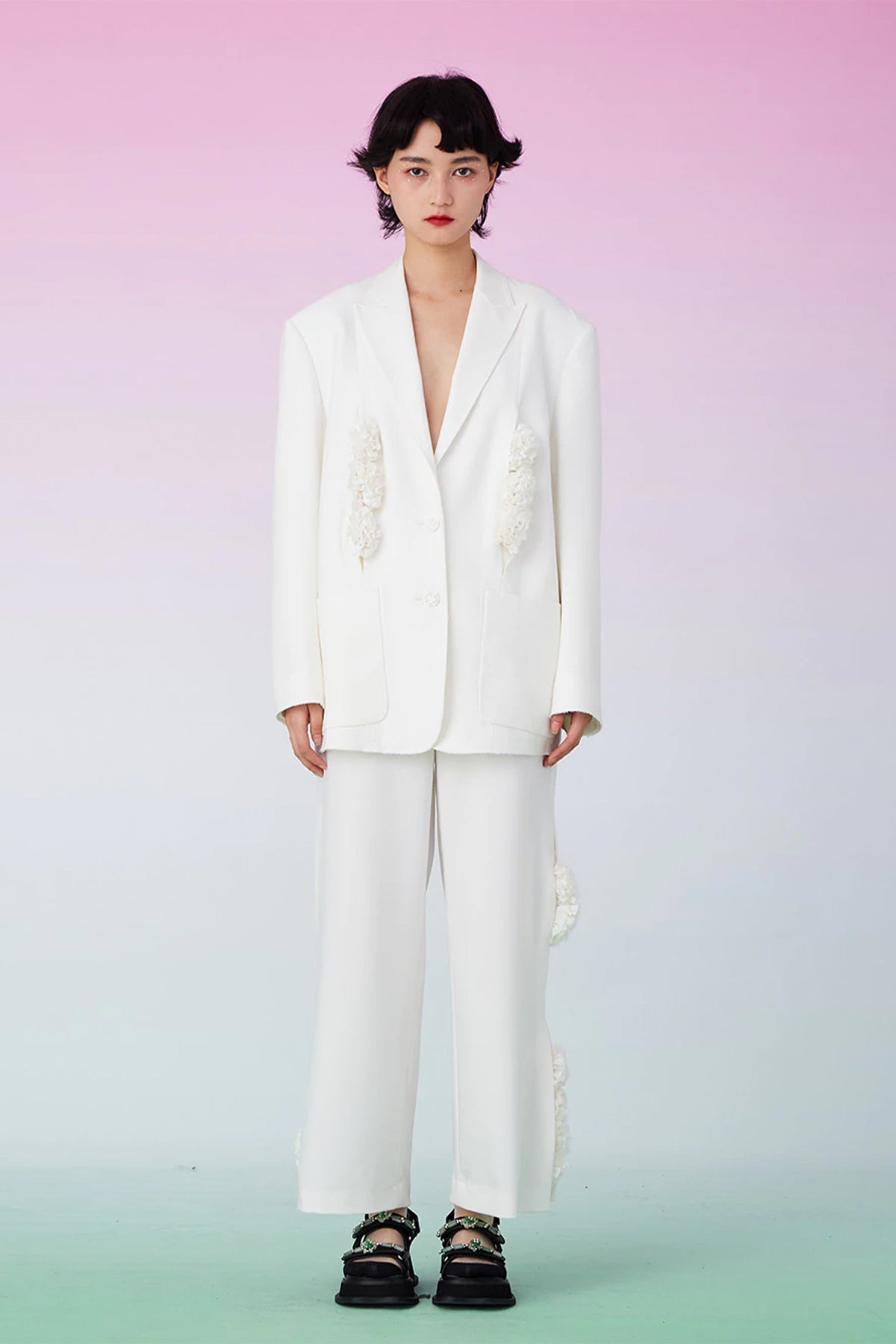 Mukzin | White Loose Pocket Blazer - 囍XI – Fangyan