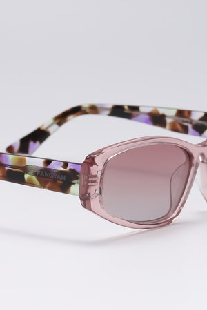 Fangyan | Wraparound Clear Pink Sunglasses